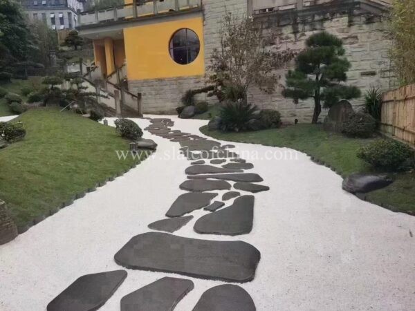 Black And White Gravel For Garden Landscape (1)