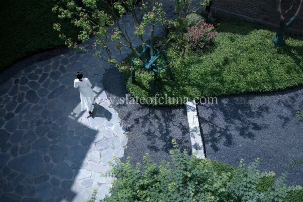 Black Irregular Radom Slates For Garden Landscape (2)