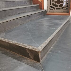 Natural Edge Bluestone Stair Treads (1)