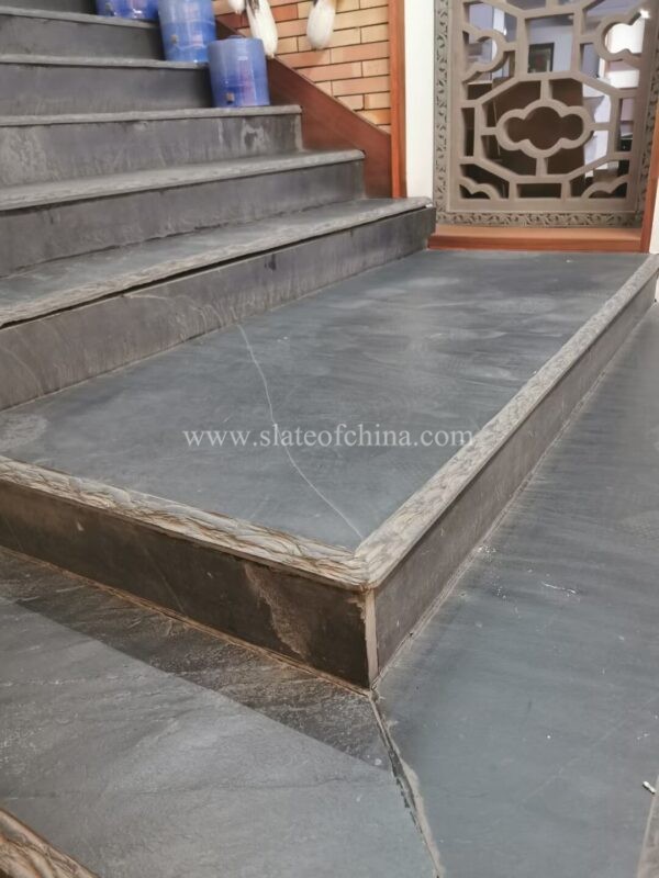 Natural Edge Bluestone Stair Treads (1)