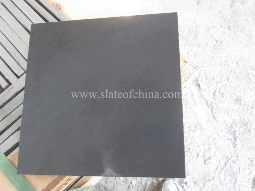 Blue Black Sawn Edge Roofing Slate 30x20cm (12)