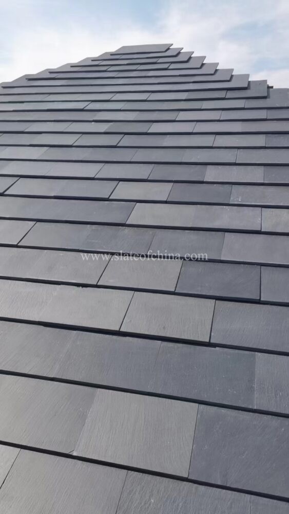 Sawn Edge Black Roofing Slate (1)