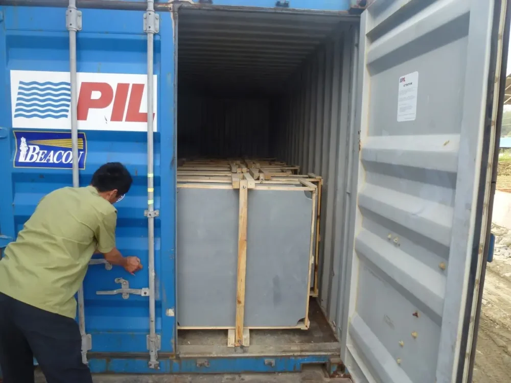loading container 2