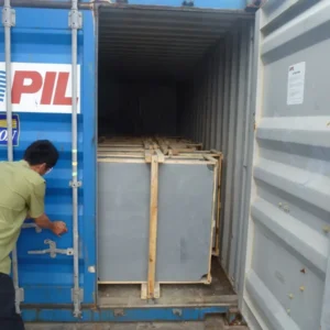 Gallery 10 loading container 2