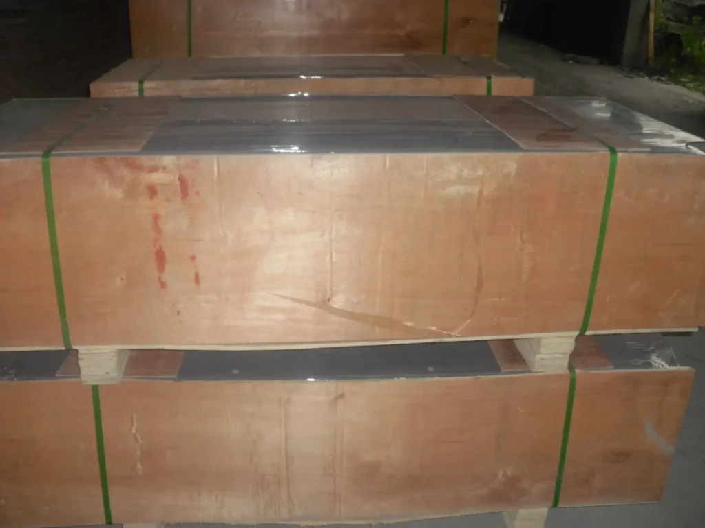 Billiard Slate Packing & Shipping Guide 9 Wooden crate packing for billiard slate export shipment.