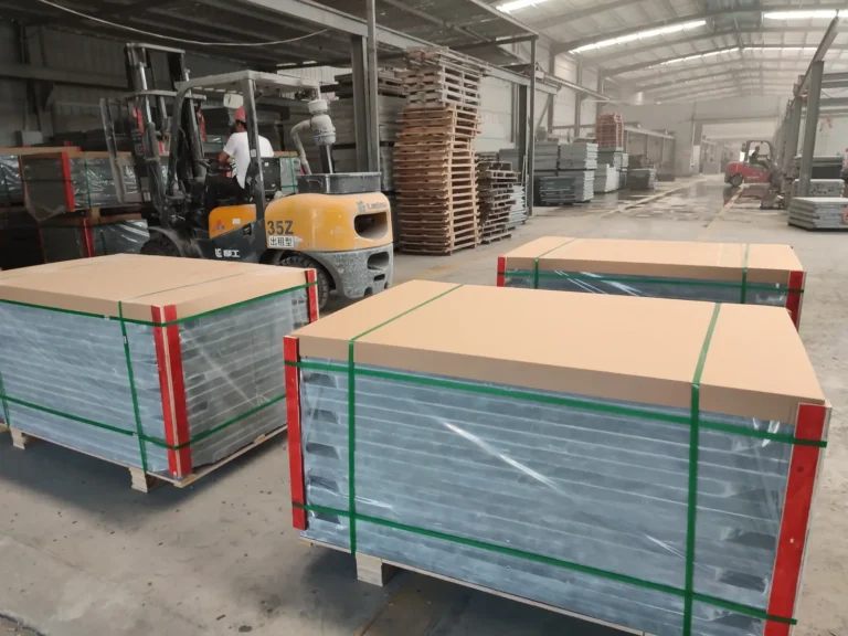 Export packing of premium Jiujiang carom table slate in wooden crates for international shipment
