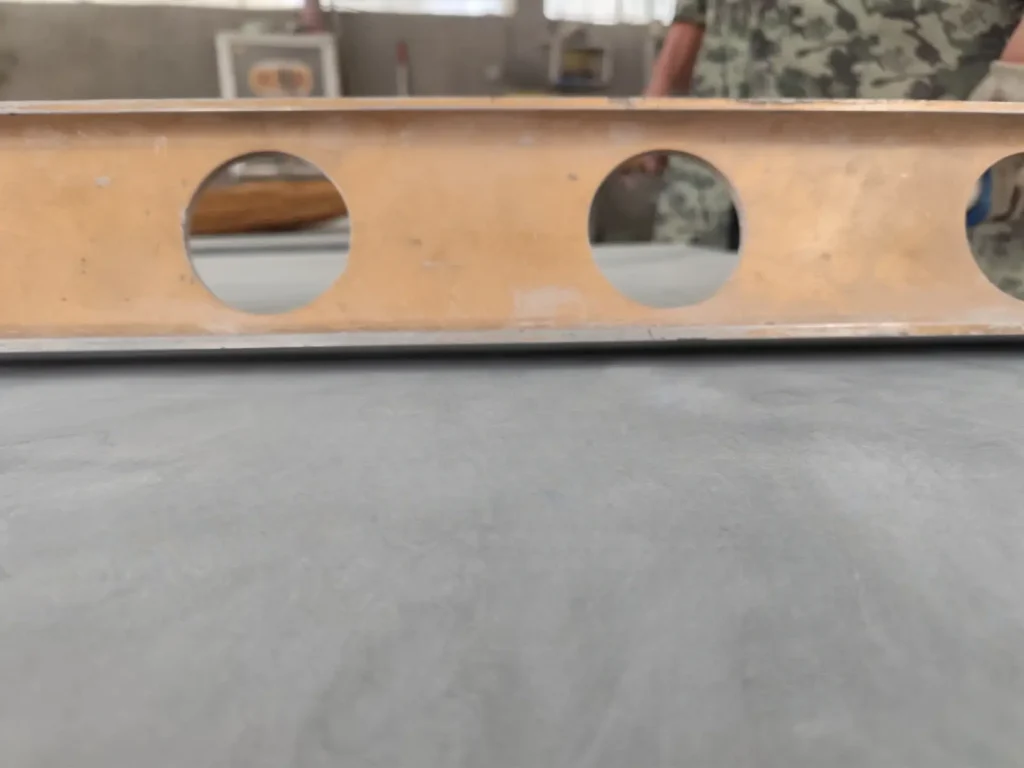Flatness inspection of professional pool table slate using precision measuring tools
