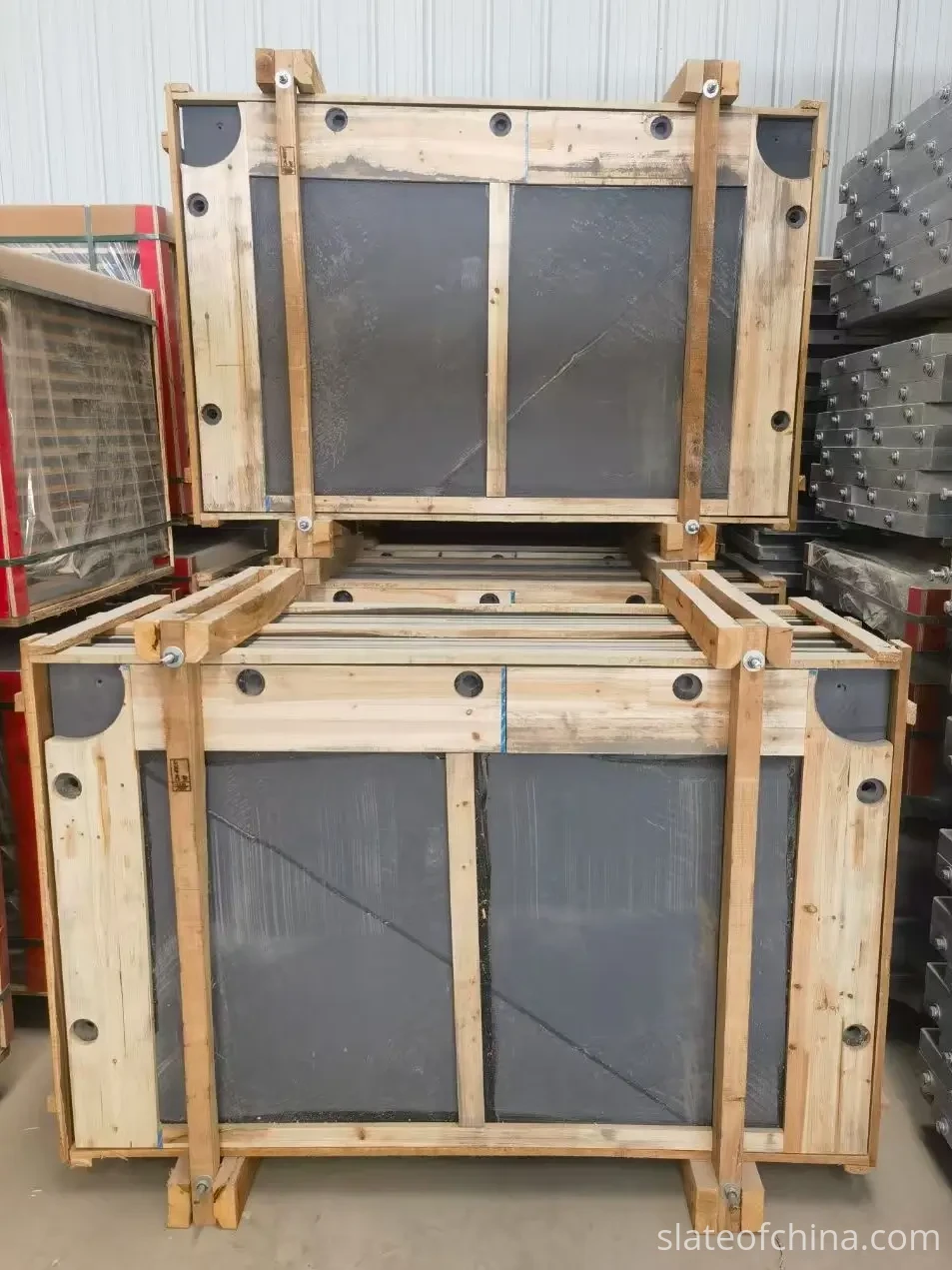 Export Wooden Crate Packing 4 Open wooden support frame on a pallet base holding billiard slate panels nearly vertically, with EVA foam separators and corner protectors between panels